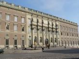 Королевский дворец в Стокгольме, где живет самый настоящий шведский король…