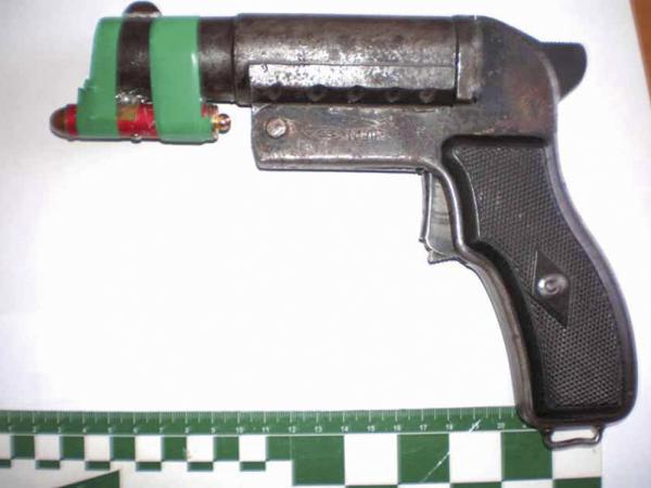 В Ровенской области инспекторы ГАИ изъяли самодельное огнестрельное оружие 