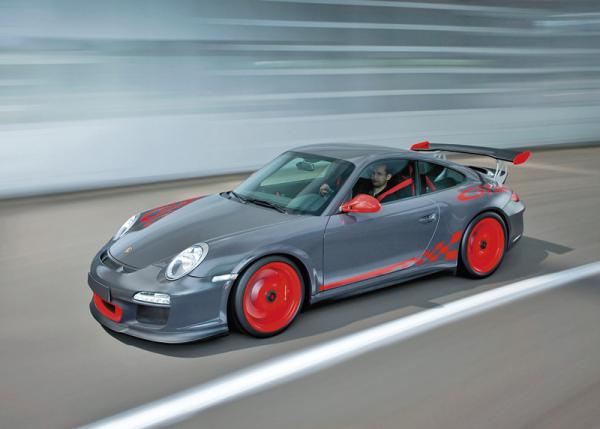 В Porsche готовят новую версию 911 GT3 RS