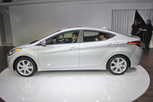 Hyundai Elantra: новое поколение уже в Украине