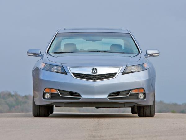 Acura TL, Hyundai Genesis и Toyota Avalon: путевка в бизнес-класс