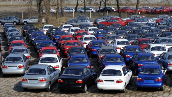 За февраль в Украине продали 4201 легковой автомобиль