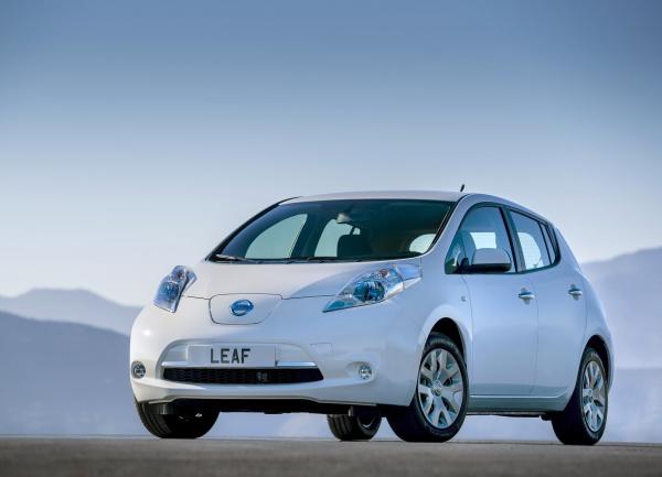 Nissan Leaf - самый популярный электромобиль в Украине