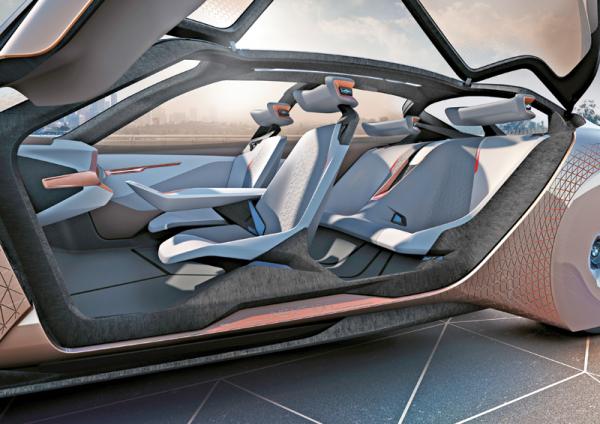BMW Vision Next 100: взгляд в будущее