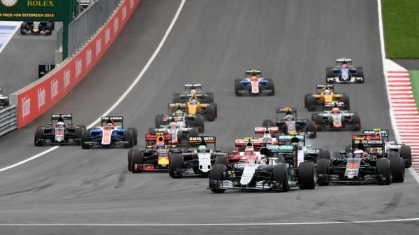 Формула-1: Льюис Хэмилтон выигрывает Гран-при Австрии