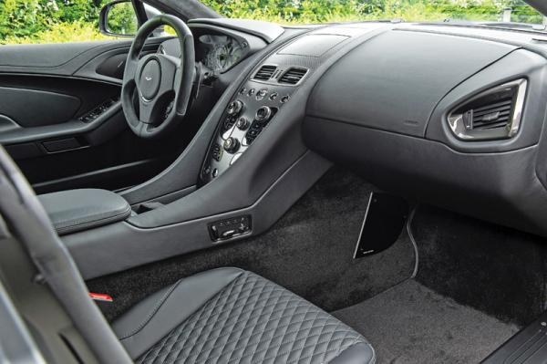 Aston Martin Vanquish S Volante: обновление с прибавкой в мощности
