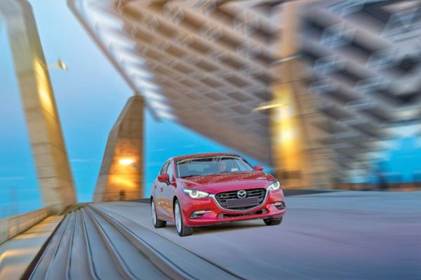 Mazda 3, Opel Astra и Volkswagen Golf: Поединок хетчбэков С-класса