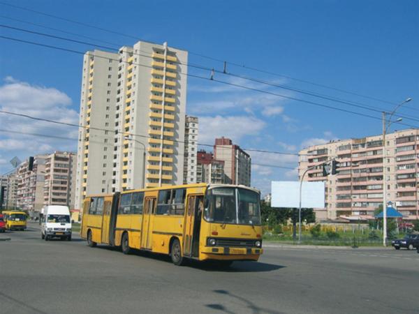 Киев. Автобусы могут стать  маршрутками