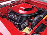 Флагманский вариант оснастили 7,0-литровым 425-сильным V8 Hemi