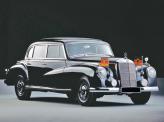 Этот Mercedes-Benz 300 1951 года обслуживал канцлера ФРГ Конрада Аденауэра