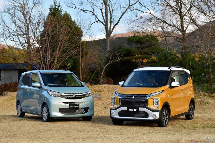 Mitsubishi ek: смена поколений