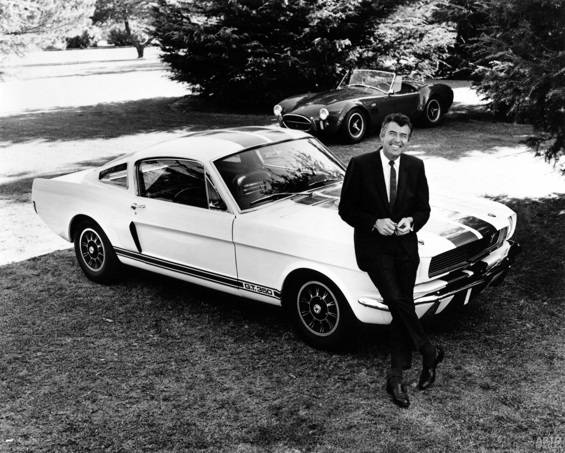 Кэрролл Шелби и доработанный им Ford_Mustang