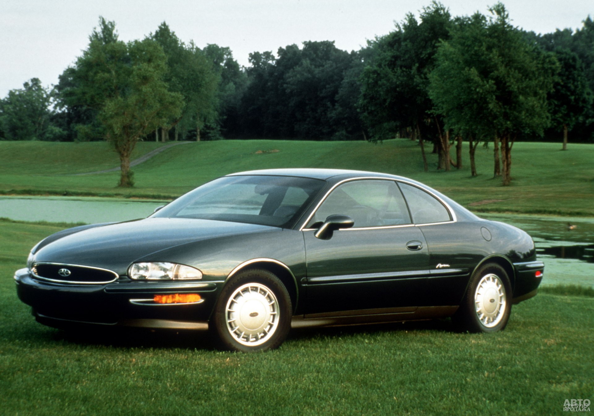 Последнее поколение Buick Riviera выпускали с 1995 по 1999 год
