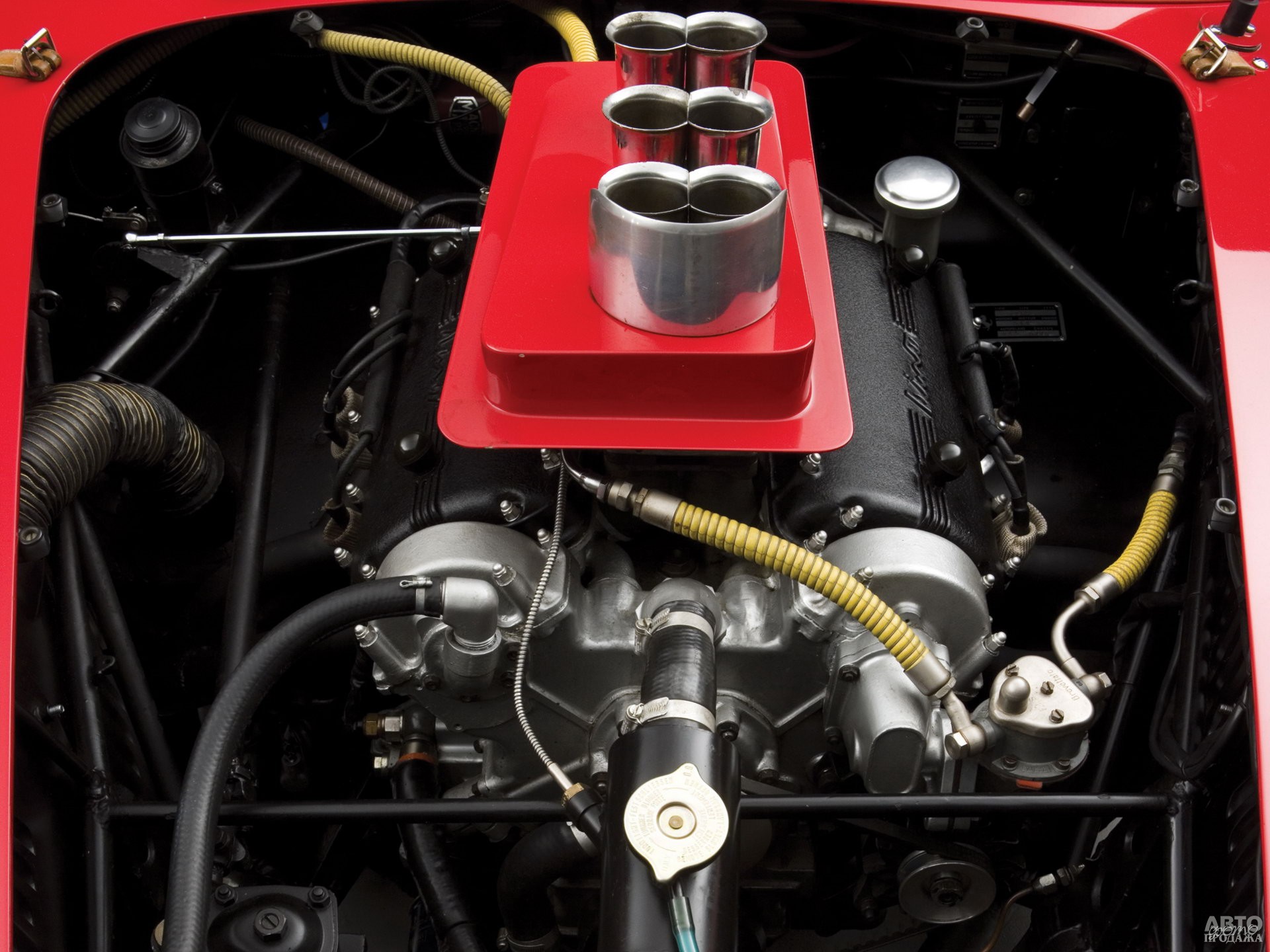 Двигатель Ferrari Dinо – первый V6 в истории марки