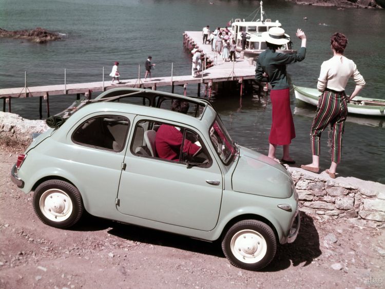 Fiat 500: миниатюрный итальянец