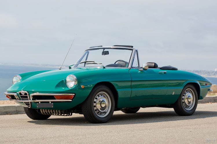 Alfa Romeo Spider Duetto 1966 года — последнее творение Батисты Пинифарины