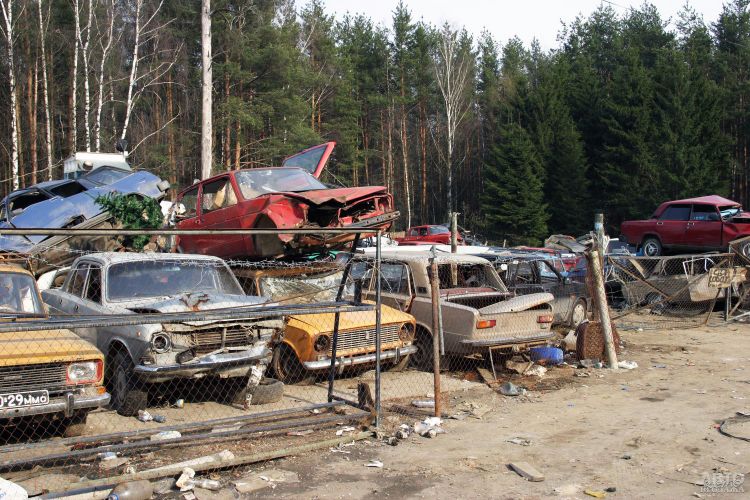 В Украине стали списывать больше автомобилей