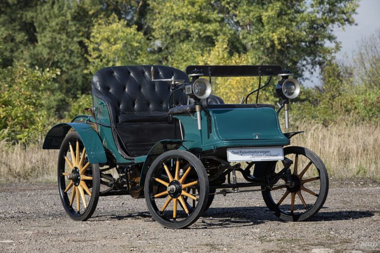 Первый Opel Motorwagen 1899 года