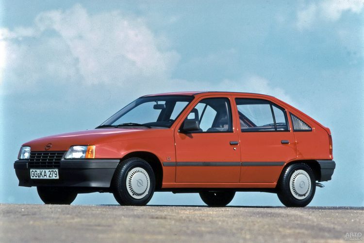 Opel Kadett 1984 года