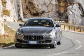 Maserati Ghibli привлекает широкой «пастью» решетки радиатора