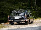 Заднее стекло Tatra T603 разделено пополам