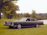 Lincoln Continental 1976 года