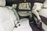 У QX50 – щедрое пространство для ног и есть горизонтальная регулировка дивана
