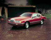 Обтекаемый Ford Thunderbird 1983 года
