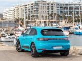 Фонари Macan растянуты на всю ширину кузова