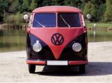 Фирменные круглые фары Volkswagen Т1 позаимствовали у Beetle