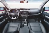 Циферблаты приборов Toyota снабжены синей подсветкой