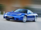 Обновленный NSX 2002 года можно узнать по иной передней оптике