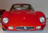 1962 Ferrari 250 GTO с двигателем V12 объемом 3 л был разработан специально для гонок класса GT