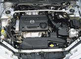 Mazda 323 1998 года комплектовались бензиновыми 16-клапанными "четверками" 