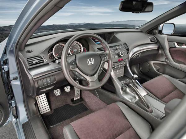 Обновленный Honda Accord представят на автосалоне в Женеве
