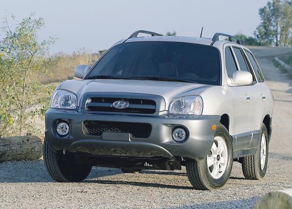 Hyundai Santa Fe (2000-2006 г. в.): полноразмерный семьянин