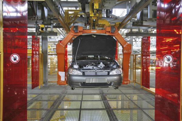 "АвтоВАЗ" увеличил продажи автомобилей на 31 процент