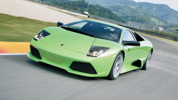 Lamborghini проведет отзывную компанию для модели Aventador
