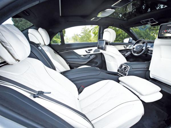 Mercedes-Benz S-Class: новый стандарт в представительском классе