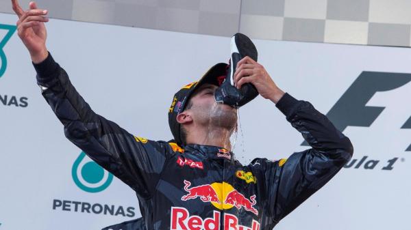Формула-1: Победный дубль Red Bull в Малайзии