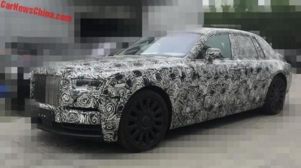 Новый Rolls-Royce Phantom замечен на тестах