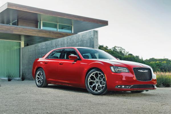 Chrysler 300: нестареющий американец
