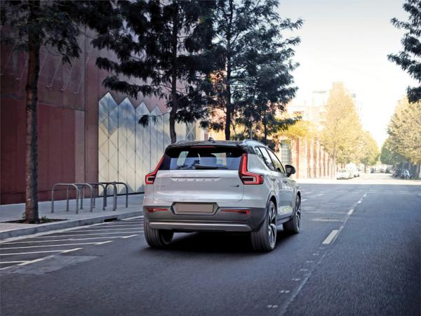 Volvo XC40: младший в "семействе"