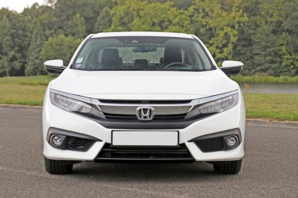 Honda Civic, Hyundai Elantra и Skoda Octavia: крупные представители С-класса
