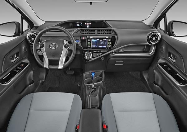 Toyota Prius C: обновление во вседорожном стиле