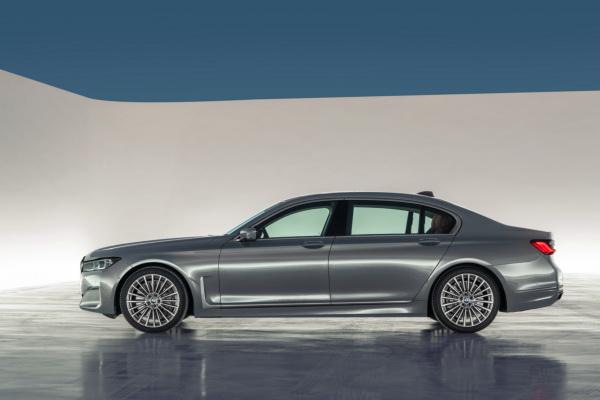 BMW 7 Series: обновленный флагман