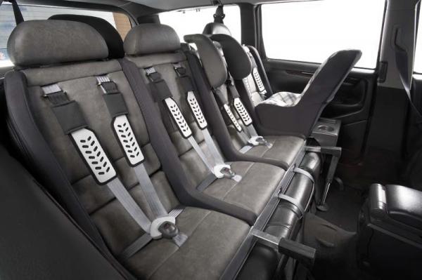 MultiMac позволяет разместить на заднем сидении автомобиля четверых детей