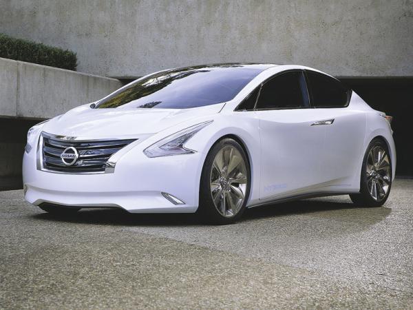 Nissan Ellure: концептуальный седан будущего