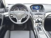 Для Acura TL предлагают улучшенную навигационную систему с голосовым управлением