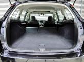 Объем багажника составляет 490 л в обычном состоянии и 1690 л – со сложенными задними сиденьями